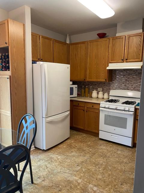 2242 Daybreak Dr, Aurora, IL 60503 photo 5