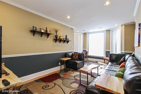 839 E Drexel Sq, Chicago, IL 60615 photo 4