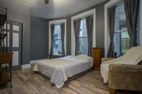 839 E Drexel Sq, Chicago, IL 60615 photo 11