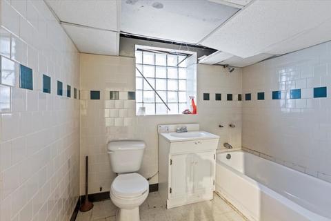 9719 S Avenue M, Chicago, IL 60617 photo 24