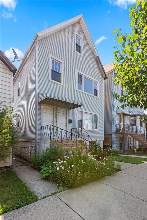 9719 S Avenue M, Chicago, IL 60617 photo 1