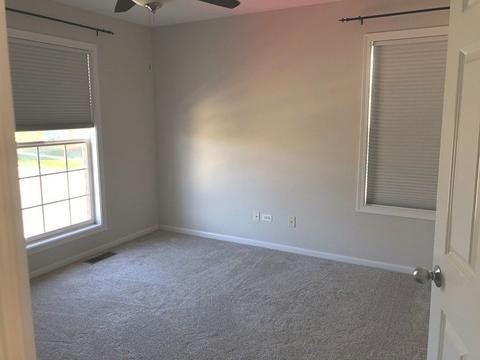 2207 Yale Cir, Hoffman Estates, IL 60192 photo 10