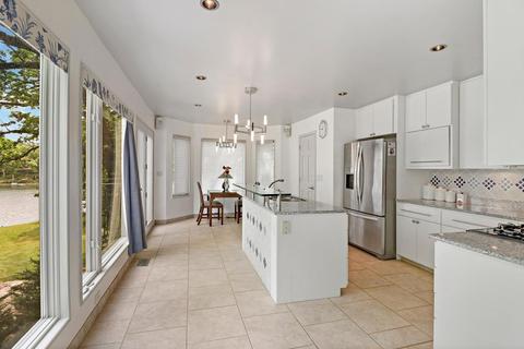 107 Birch Ln, Oakwood Hills, IL 60013 photo 24