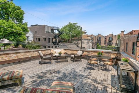 830 W Wolfram St, Chicago, IL 60657 photo 39