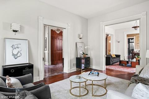830 W Wolfram St, Chicago, IL 60657 photo 5