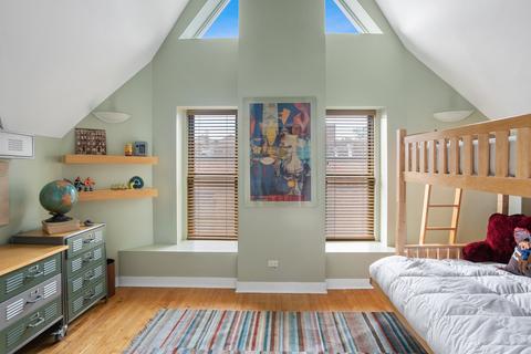830 W Wolfram St, Chicago, IL 60657 photo 29