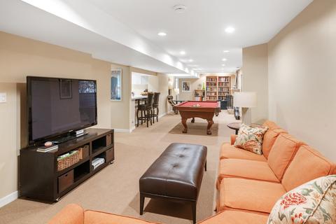 830 W Wolfram St, Chicago, IL 60657 photo 32