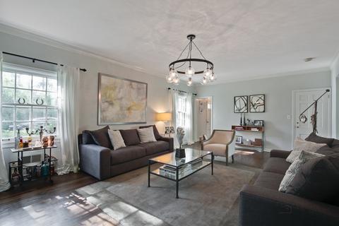 1024 W Deerpath Rd, Lake Forest, IL 60045 photo 4