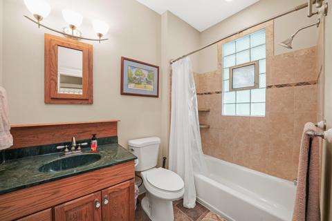 145 Bartram Rd, Riverside, IL 60546 photo 11