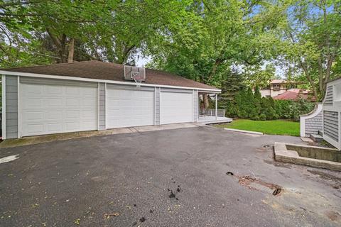 145 Bartram Rd, Riverside, IL 60546 photo 29