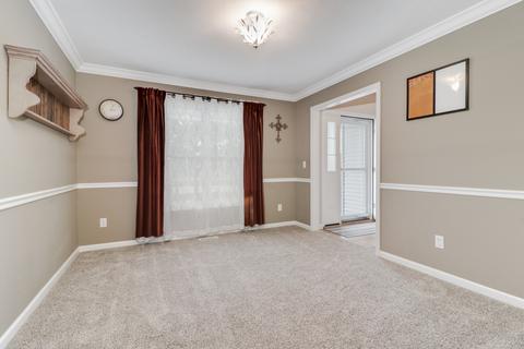 1084 N Pointe Dr, Normal, IL 61761 photo 6