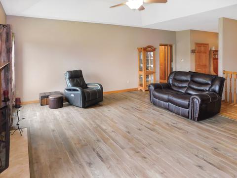 12430 Breezefield Cir, Roscoe, IL 61073 photo 8