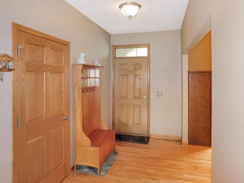 12430 Breezefield Cir, Roscoe, IL 61073 photo 5