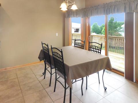 12430 Breezefield Cir, Roscoe, IL 61073 photo 12