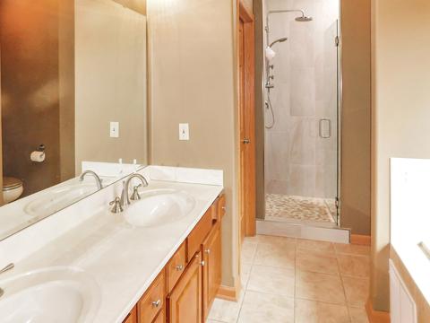 12430 Breezefield Cir, Roscoe, IL 61073 photo 14