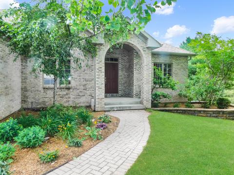 12430 Breezefield Cir, Roscoe, IL 61073 photo 3