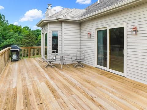 12430 Breezefield Cir, Roscoe, IL 61073 photo 29