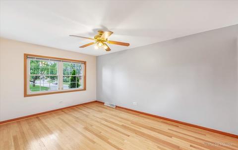 263 Pinehurst Dr, Des Plaines, IL 60016 photo 23