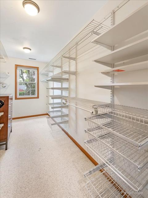 263 Pinehurst Dr, Des Plaines, IL 60016 photo 17