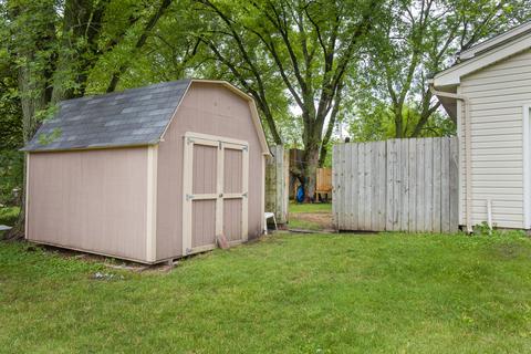 1229 Forest Dr, Elgin, IL 60123 photo 9