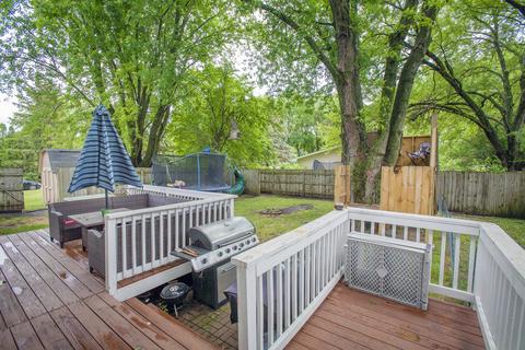 1229 Forest Dr, Elgin, IL 60123 photo 13
