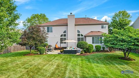 316 Tralee Ln, Mchenry, IL 60050 photo 2