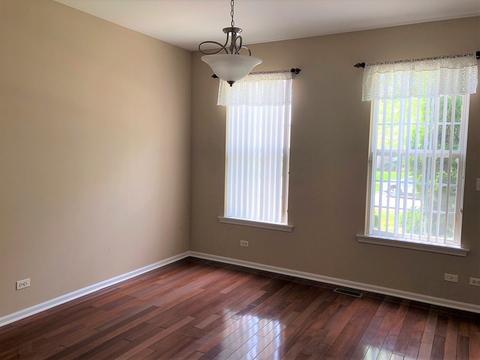 5355 Shotkoski Dr, Hoffman Estates, IL 60192 photo 4