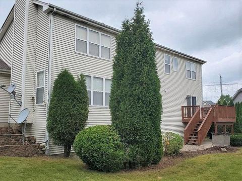 5355 Shotkoski Dr, Hoffman Estates, IL 60192 photo 2