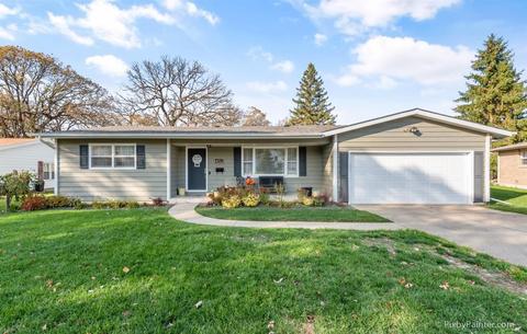 4512 Ashley Dr, Mchenry, IL 60050 photo 1