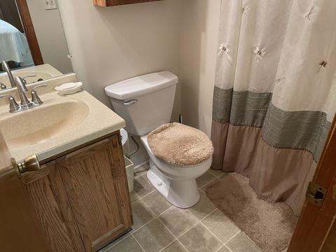 2012 Fallen Oak Rd, Bloomington, IL 61704 photo 11