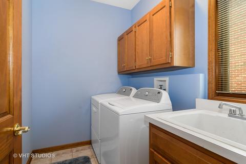 2425 Rivermist Ct, Naperville, IL 60565 photo 16