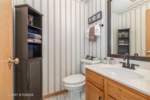 2215 Henning Pl, Plainfield, IL 60586 photo 14