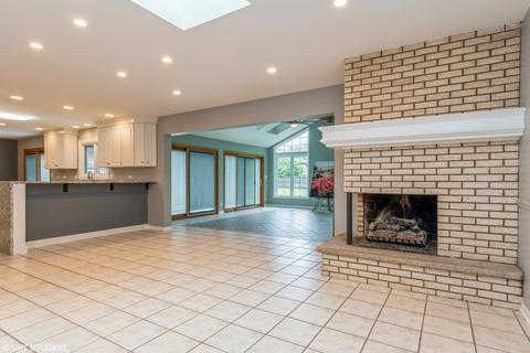 28 W036 Plainview Dr, Naperville, IL 60564 photo 8