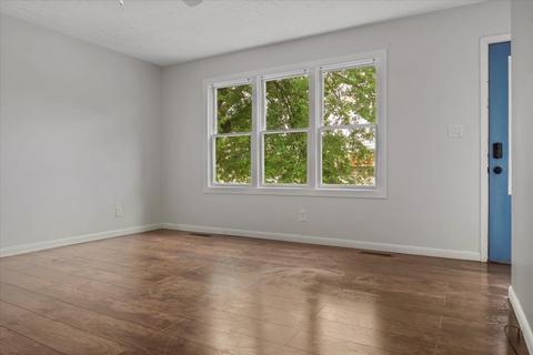 906 S Cottage Ave, Normal, IL 61761 photo 4