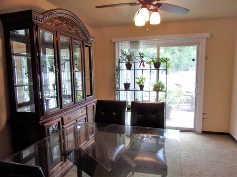 1402 Devonshire Dr, Joliet, IL 60435 photo 8