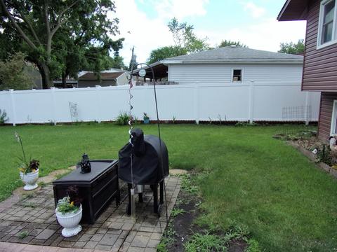 1402 Devonshire Dr, Joliet, IL 60435 photo 24