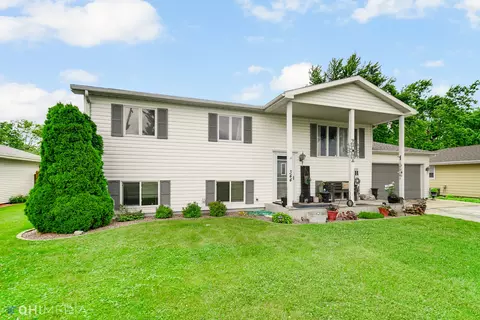 344 S 4000w Rd, Kankakee, IL 60901 photo 1