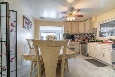 7723 Thomas Ave, Bridgeview, IL 60455 photo 9