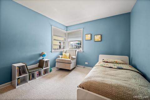 136 S Summit St, Wheaton, IL 60187 photo 11