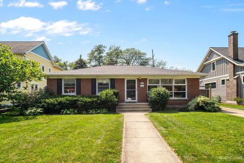 136 S Summit St, Wheaton, IL 60187 photo 2