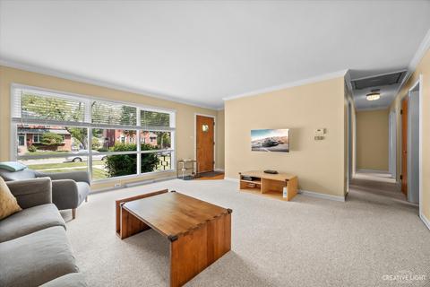 136 S Summit St, Wheaton, IL 60187 photo 4