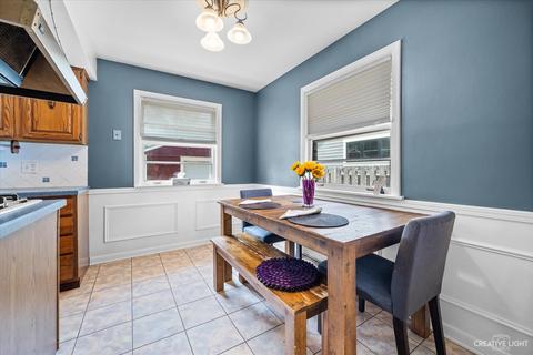 136 S Summit St, Wheaton, IL 60187 photo 8
