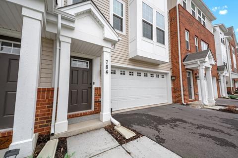 784 Weller Dr, Des Plaines, IL 60016 photo 2