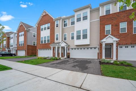 784 Weller Dr, Des Plaines, IL 60016 photo 1