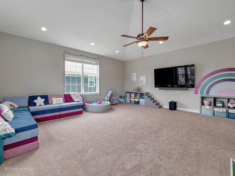 1250 W Thomas Rd, Wheaton, IL 60187 photo 13