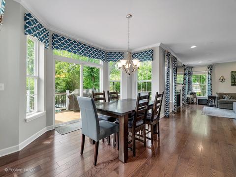 1250 W Thomas Rd, Wheaton, IL 60187 photo 8