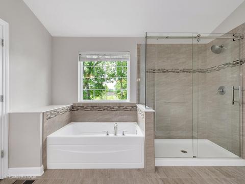 1250 W Thomas Rd, Wheaton, IL 60187 photo 16