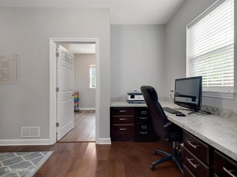 1250 W Thomas Rd, Wheaton, IL 60187 photo 21
