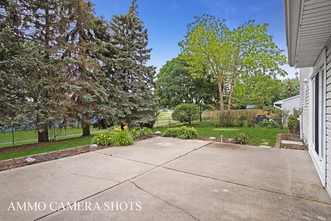 315 Windsor Dr, Roselle, IL 60172 photo 25