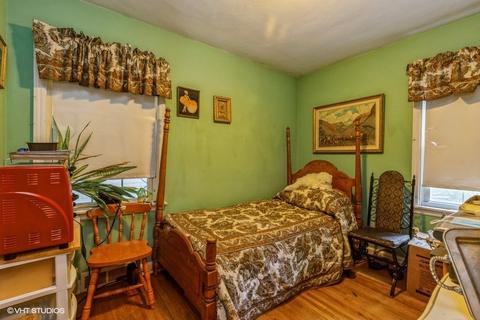 184 S Worth Ave, Elgin, IL 60123 photo 8